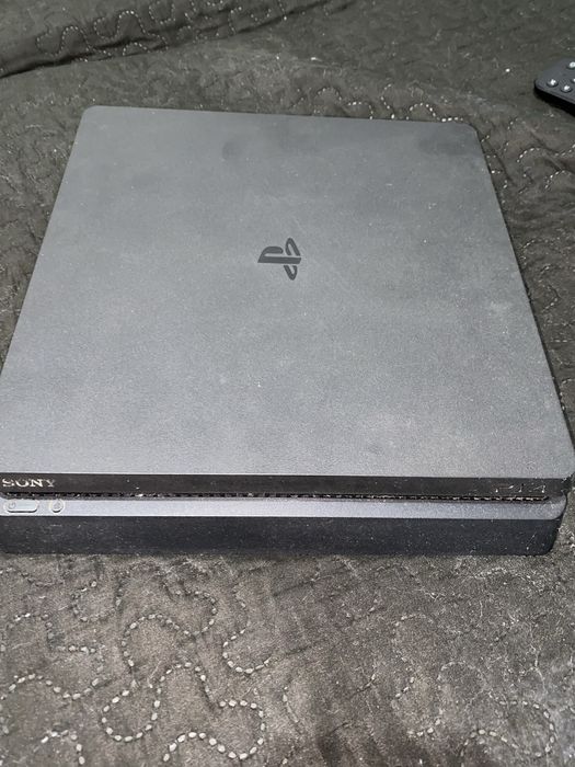 Vendo ps 4 por falta de uso
