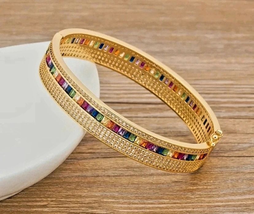 Pulseira em aço inoxidável nova