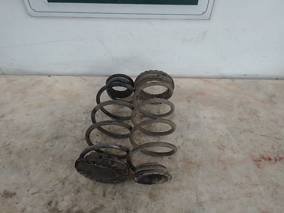 Mola de suspensão trás direita FIAT Grande Punto (199_)
