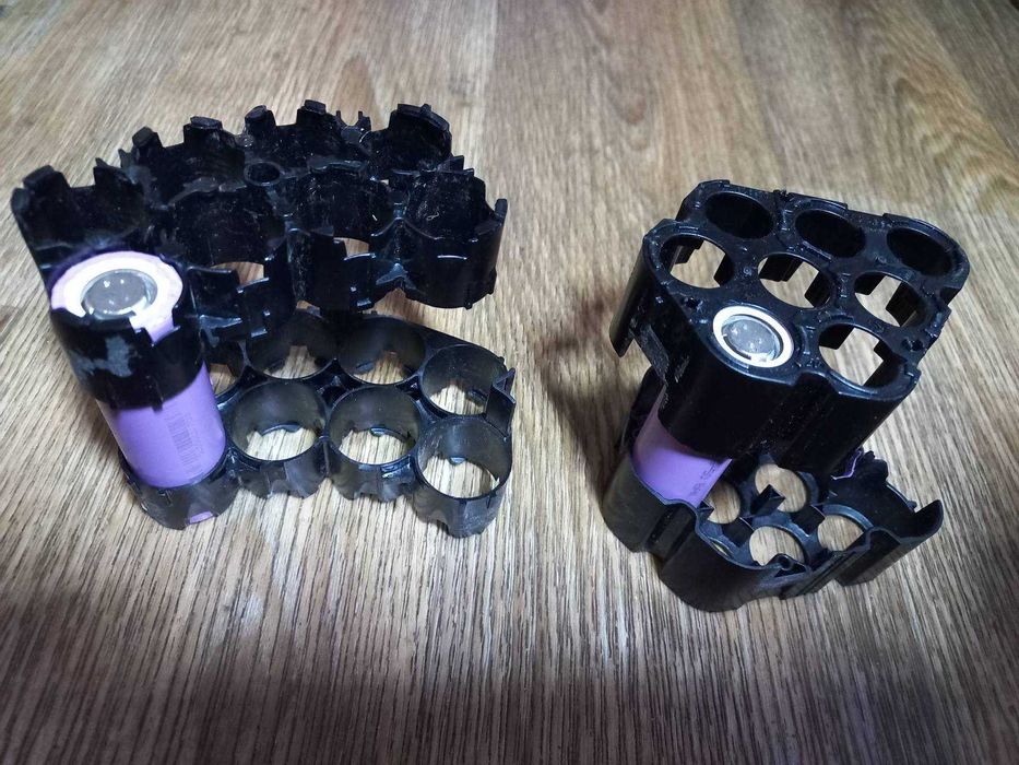 холдер 18650 бокс тримач держатель 18650