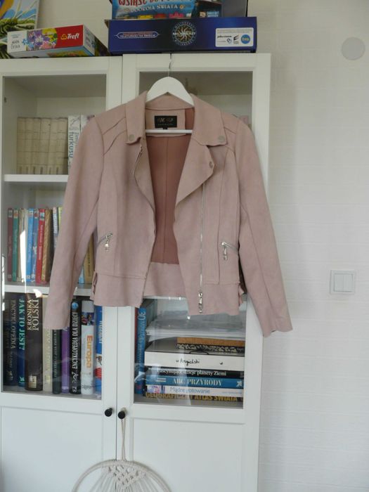 Jasno pudrowa/różowa ramoneska