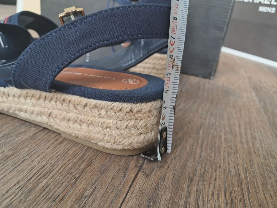 Tommy Hilfiger sandałki wyższe logowane granatowe 38 rope wedge sandal