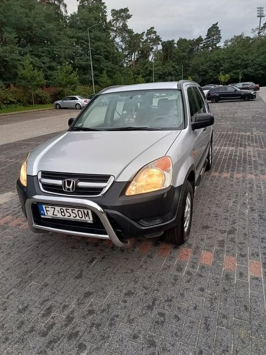 Honda CR-V Honda CR-V duże wygodne ekonomiczne auto dla całej rodziny