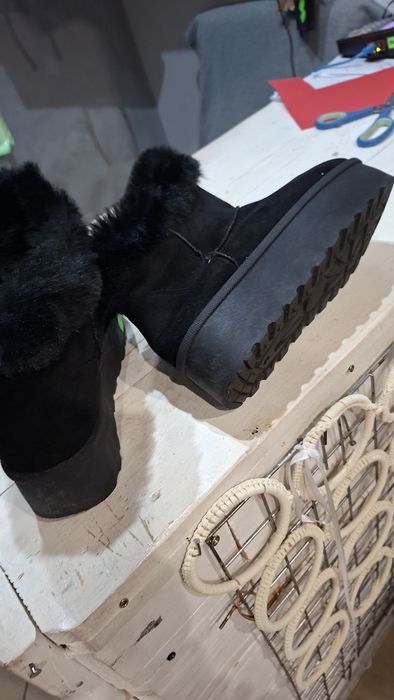 sniegowce 40 wkl 25 stan bardzo dobry wymiary na zdjęciach