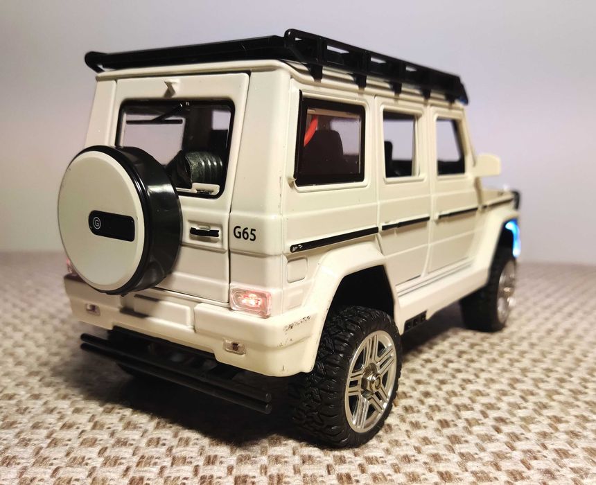 Mercedes Brabus G RC 4x4 | 1:24 RTR metal