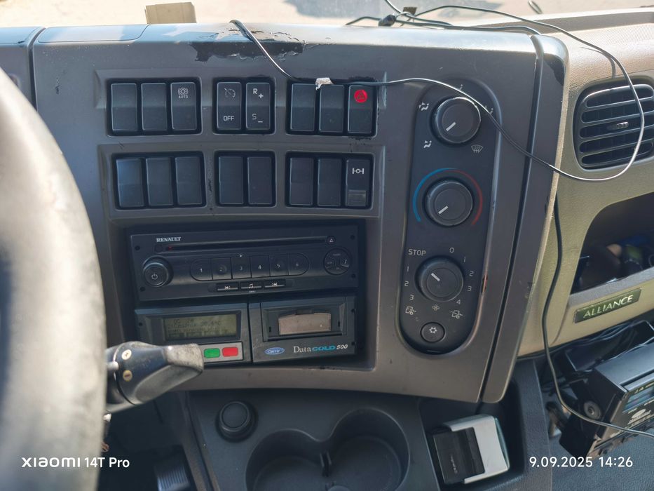 renault midlum 2010 rok