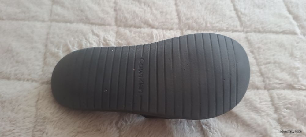 Czarne klapki Calvin Klein