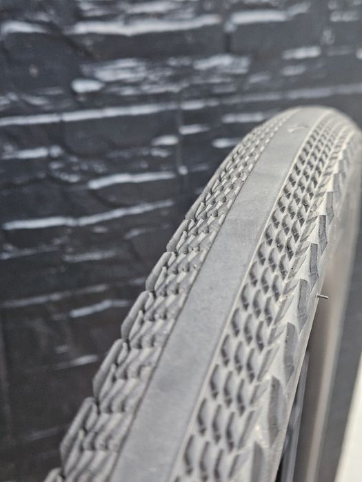 Specialized pathfinder sport 700x38c