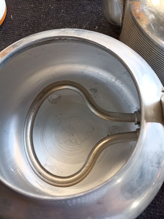 Элетрочайник советский,два за 600 г