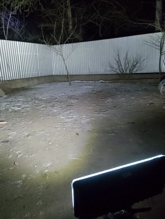 Макіта Прожектор ліхтарик до батареї Макіта  ширина 22см