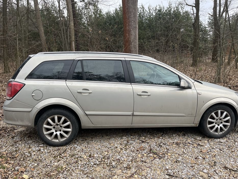 Opel Astra 1.9 150ps