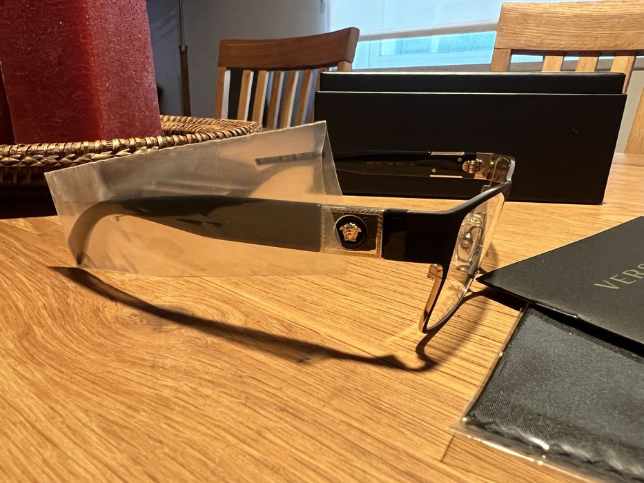 Oculos versace novos, nunca usados