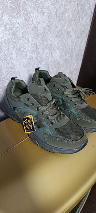 Кросівки в тактичному стилі. Взуття сітка.