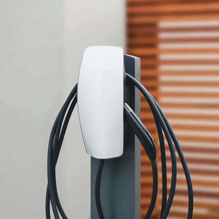 TESLA ウォールコネクター　GEN3 新品未使用 最終値下げ TESLA ウォールコネクター GEN3 新品未使用 最終値下げ - メルカリ