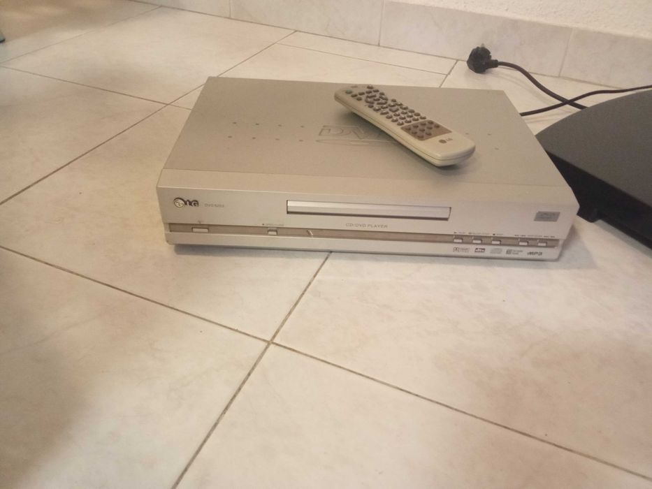 Selling LG DVD Player in Good Condition with Minimal Use64586274200194121