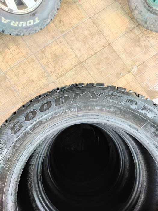 Шины 205/60/16 Good Year UltraGrip 600