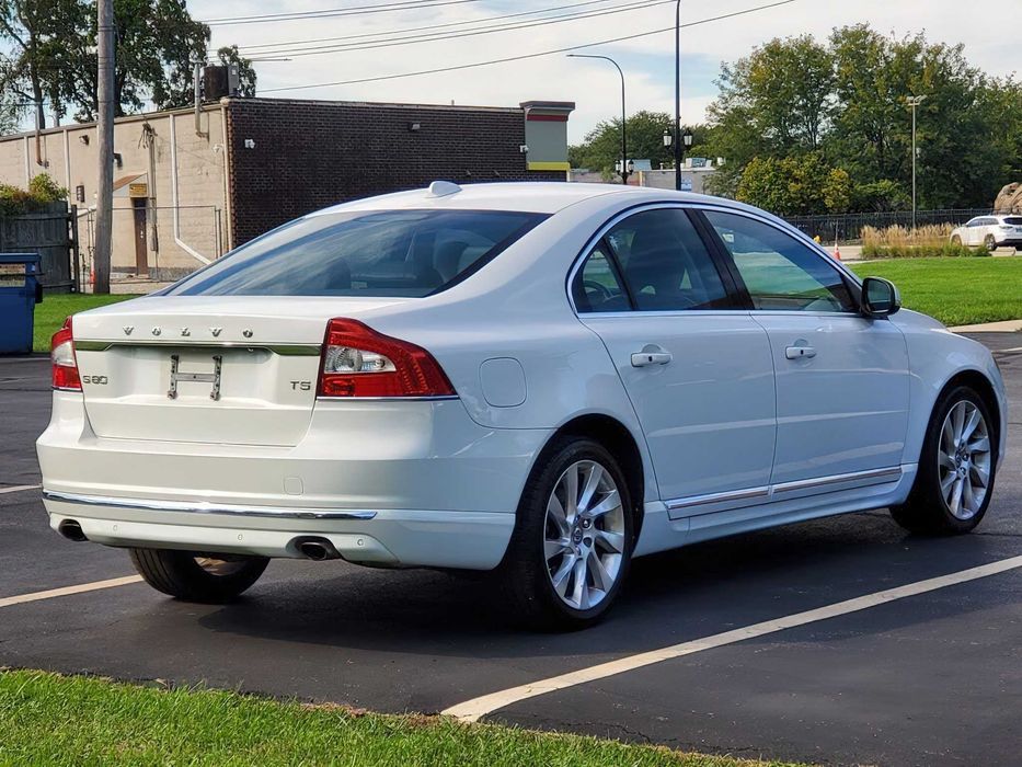 Volvo S80      2016