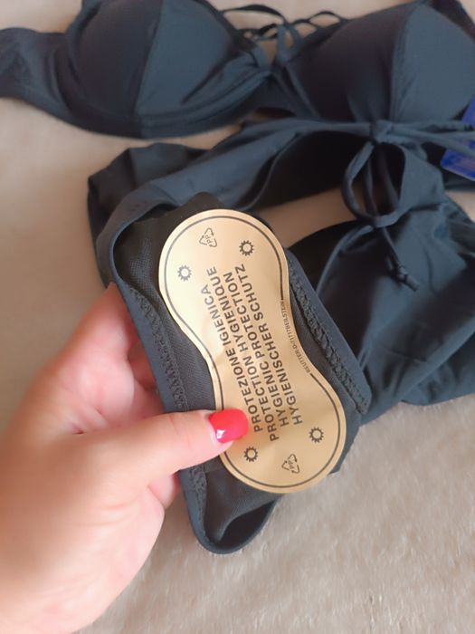 Продам новый купальник