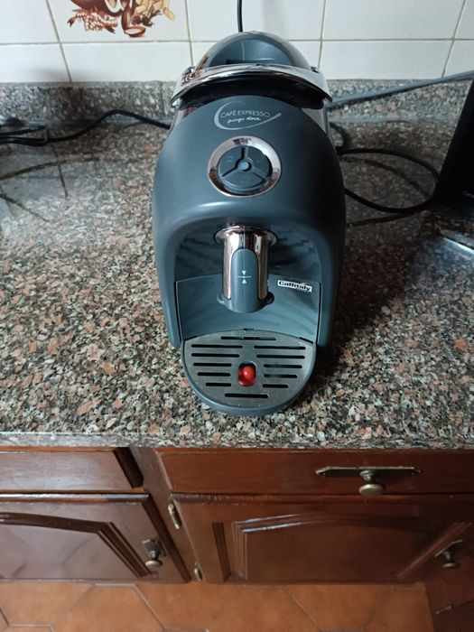 Vendo máquina de café da marca pingo doce