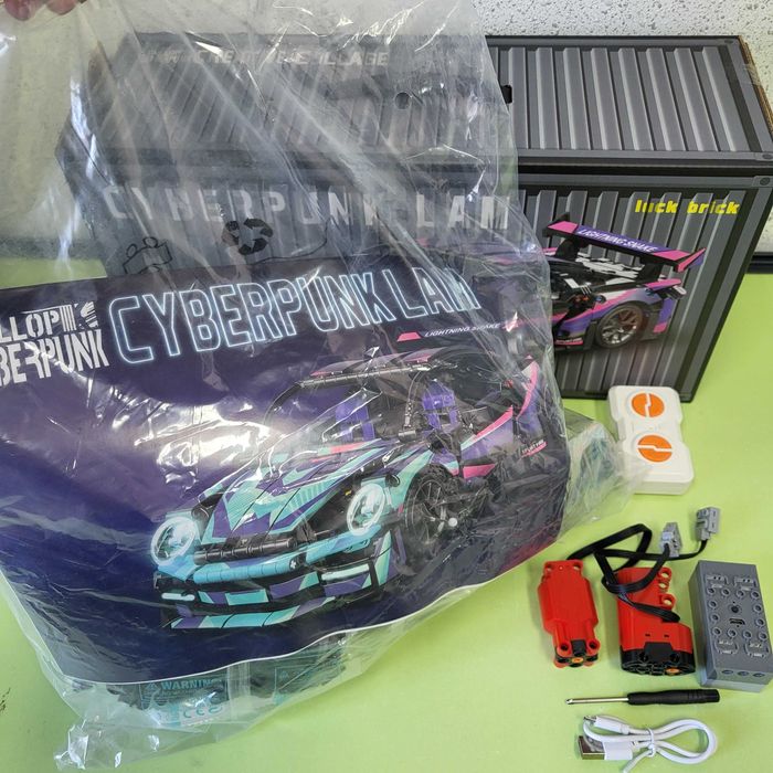 Лего на радіокеруванні Порше 911 кіберпанк з пультом 1116детал Technic