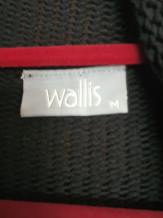 Sweter z paskiem