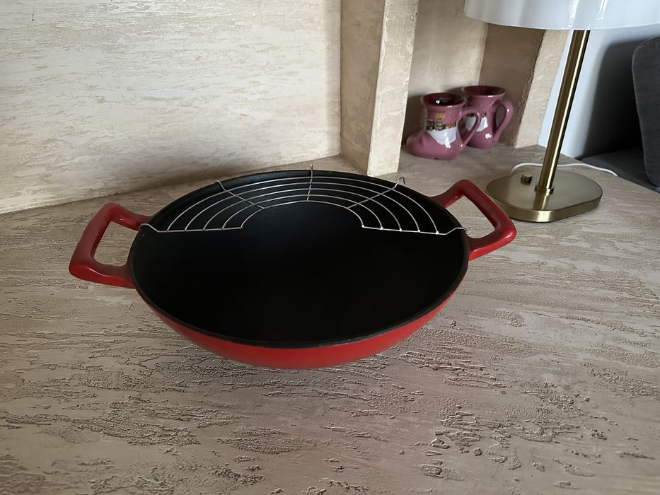 Wok żeliwny DUKA