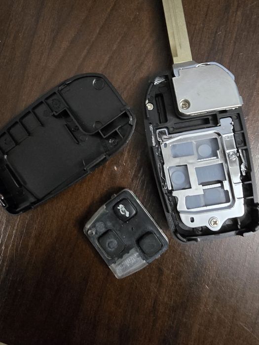 Викидний Ключ toyota