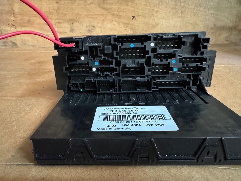 Caixa de Fusíveis Mercedes W203 C220 C270 C320 CDI 203.545.35.01
