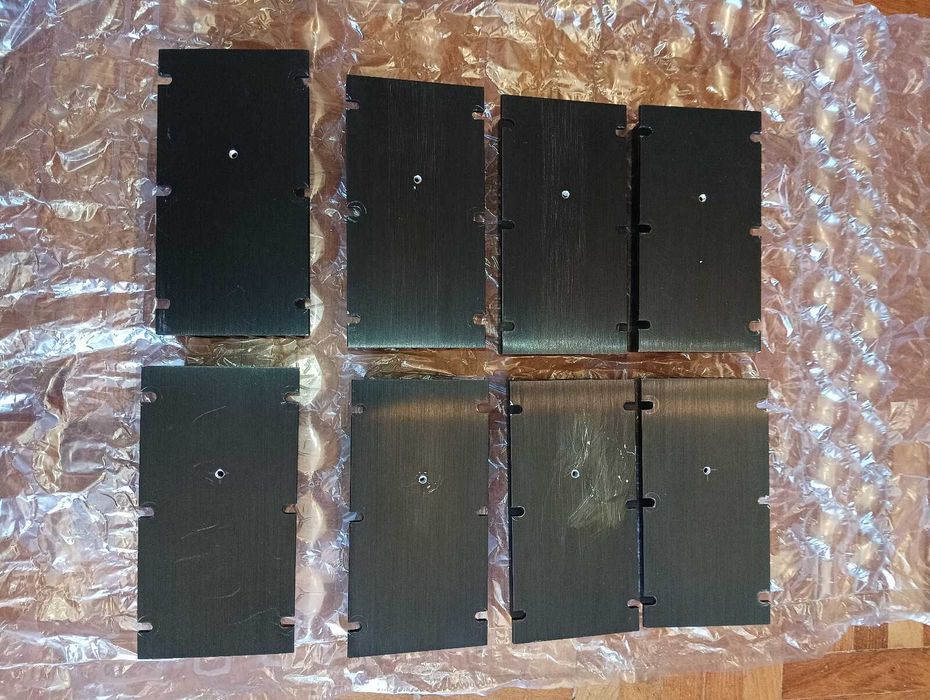 Aluminum Heat Sink (8 pcs) - 116.8 x 61 x 35.6 mm64739671017090124