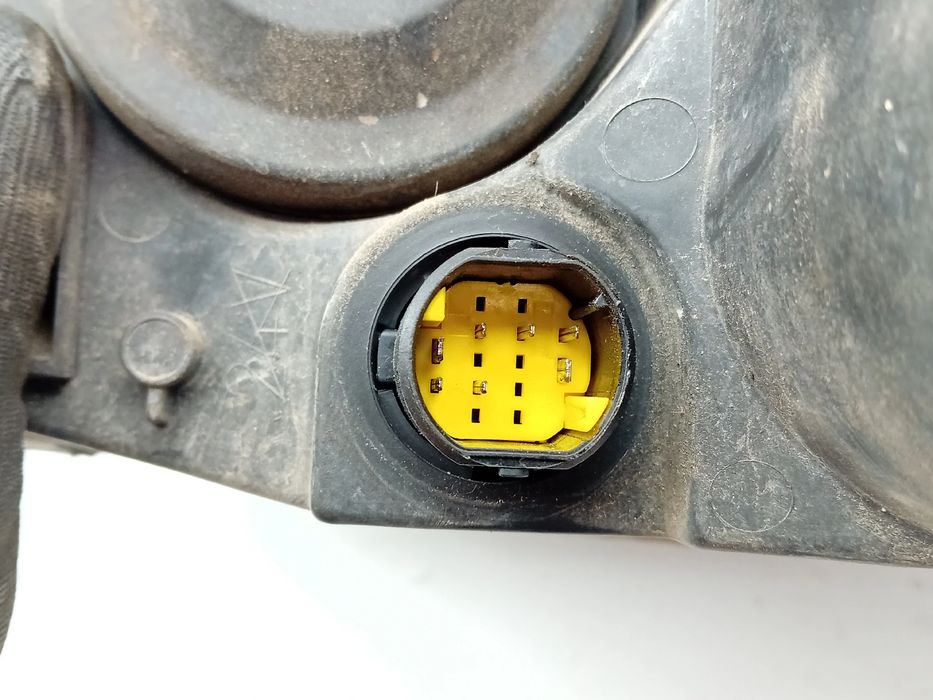 Ótica / farol esquerda FIAT Punto (188_)