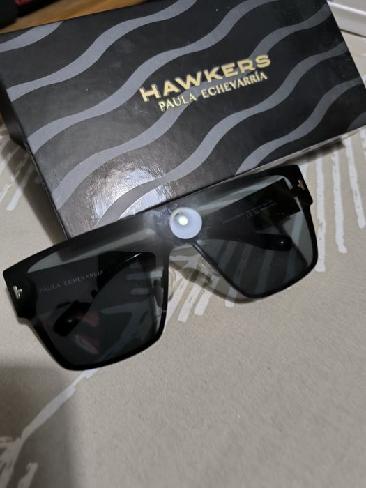 Óculos escuros hawkers