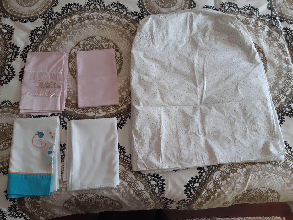 Next to me + Roupa de cama + Luz presença