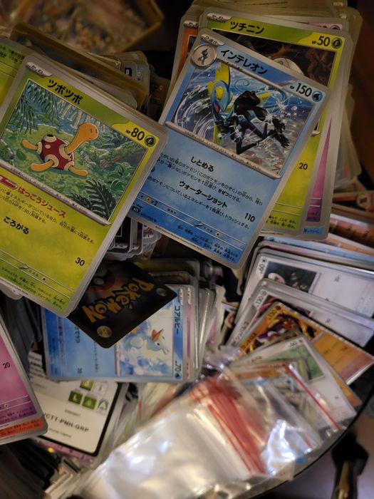 Pokémon karty oryginalne 100 szt japońskich 100 szt angielskich + pszk