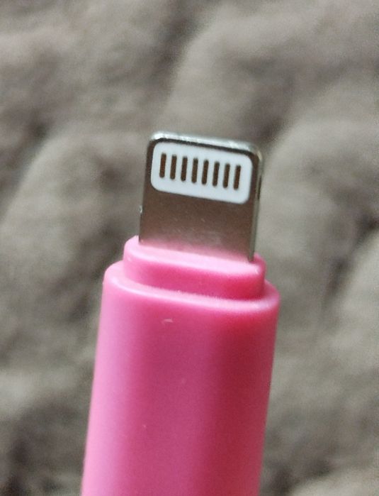 Nowy kabel do iPhone