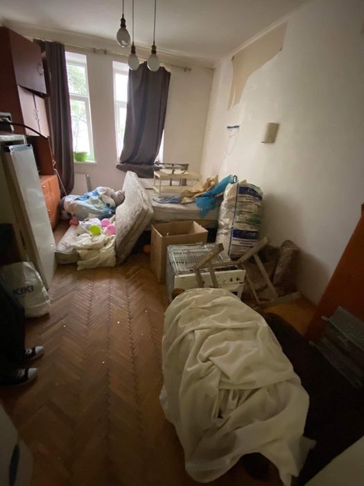 Вивіз сміття, чистка горищ, підвалів, демонтаж