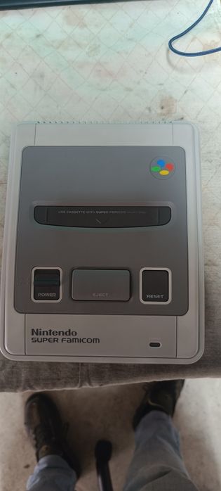 Suprer Nintendo Famicom em muito bom estado