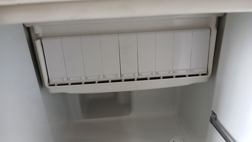Kostkarka do lodu ICE   22kg/24h