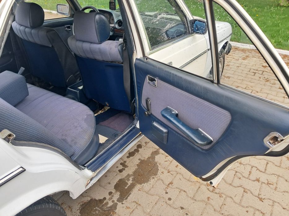 Продам Mersedes W123 200 дизель