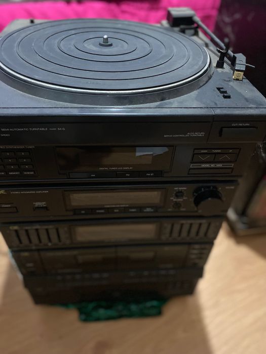 Aparelhagem completa de móvel com duas colunas