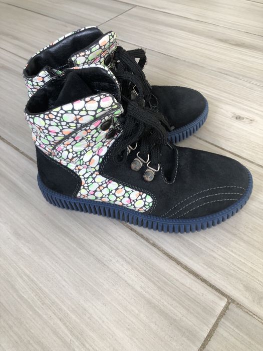 Ботинки для девочки