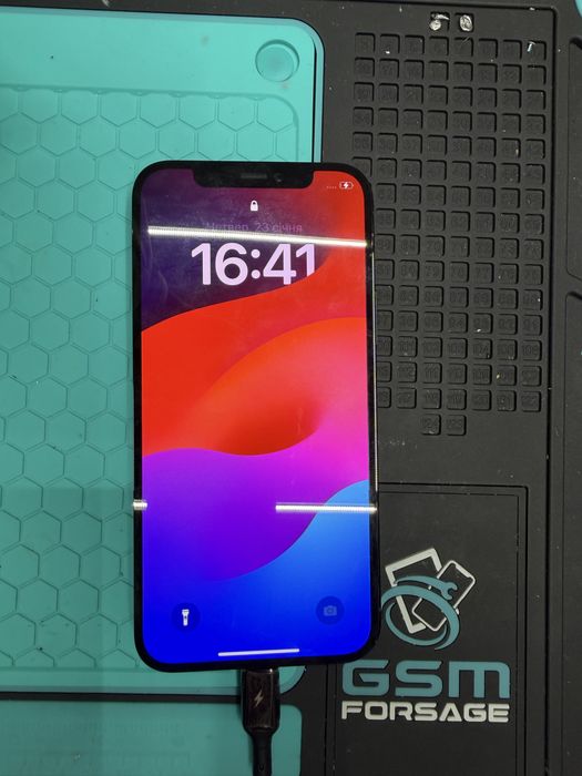 Дисплей iphone 12 pro used