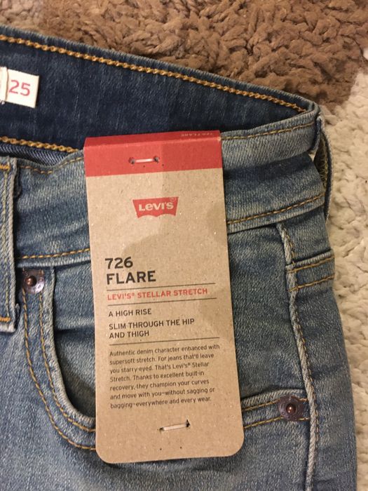Spodnie jeans dzwony Levi’s 726 High Rise Flare 25x30