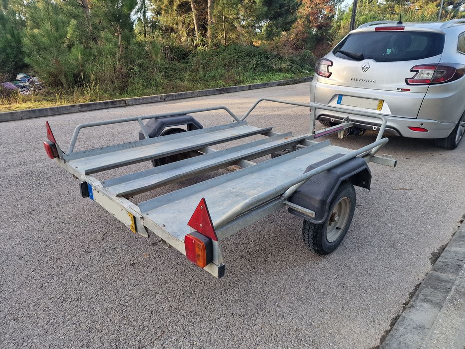 Atrelado Toniauto moto.moto4