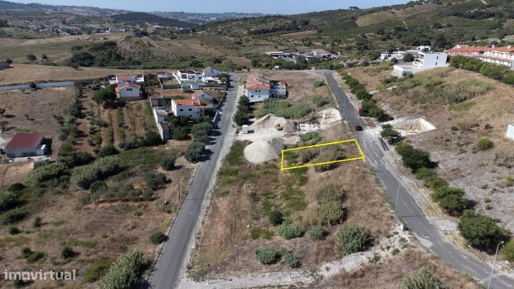 Land for Construction in Alenquer – Fontainhas Urbanization