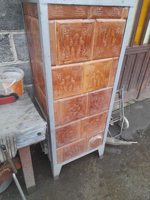 Piec kaflowy używane