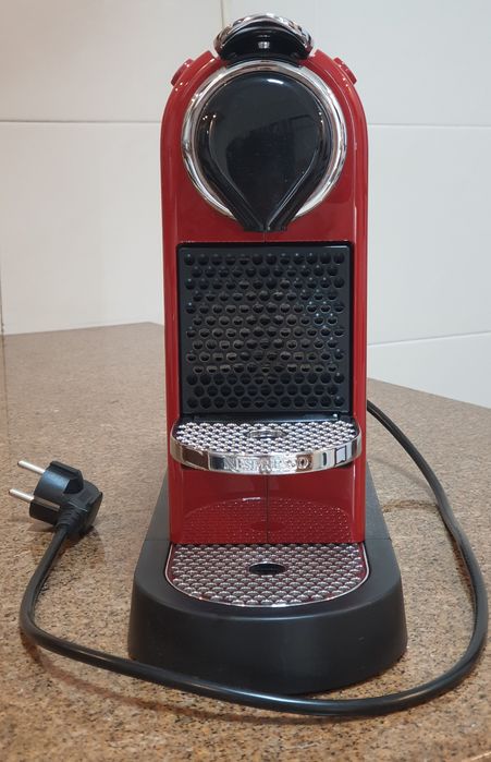 Maquina de café Nespresso Citiz Cherry Red