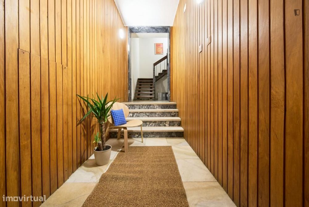 Quarto - localizado em Alvalade Lisbon