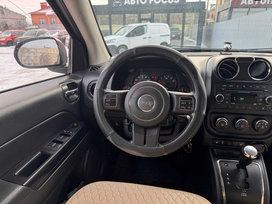 Jeep Compass 2011 2.0 газ/бенз АКПП