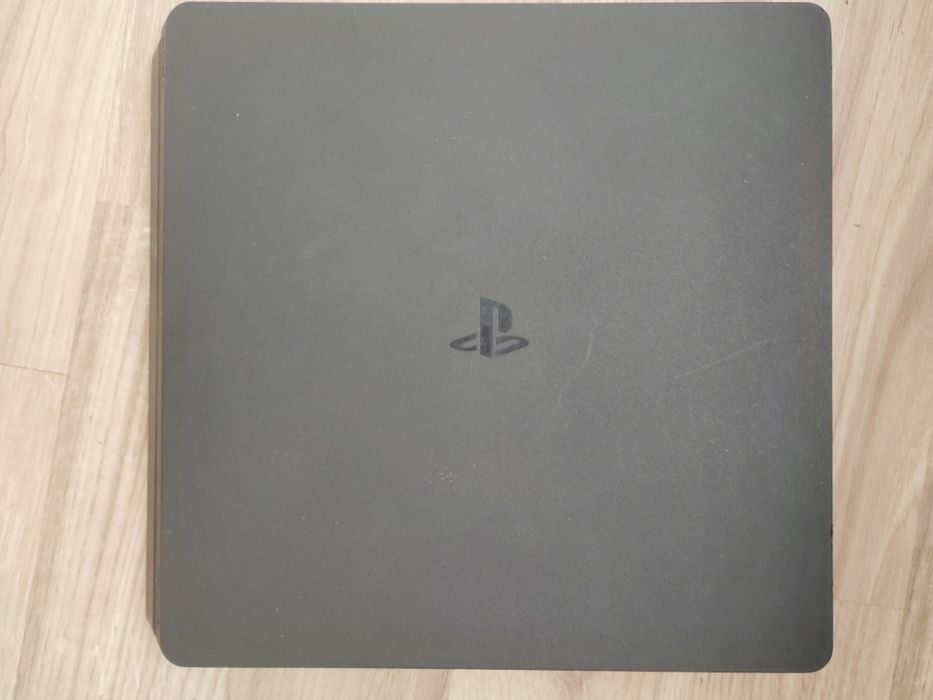 PlayStation 4 (BLOOD)