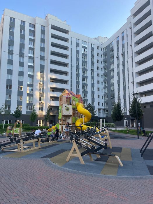 Квартира в центрі Вишневого